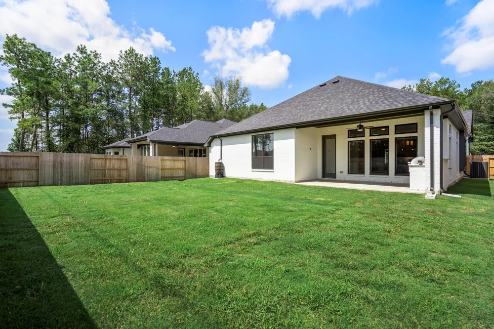 17218 Blooming Suzans Lane Conroe, TX 77302