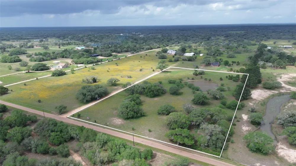 County Road 105 Columbus, TX 78934