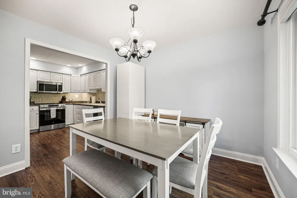402 DANOR COURT Chesterbrook, PA 19087