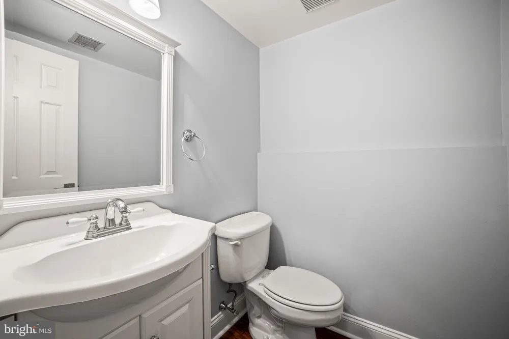 402 DANOR COURT Chesterbrook, PA 19087