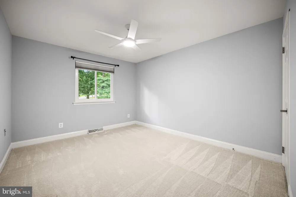 402 DANOR COURT Chesterbrook, PA 19087
