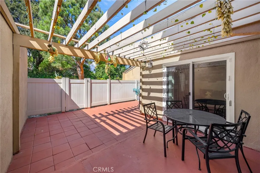 1183 Mountain Gate Upland, CA 91786