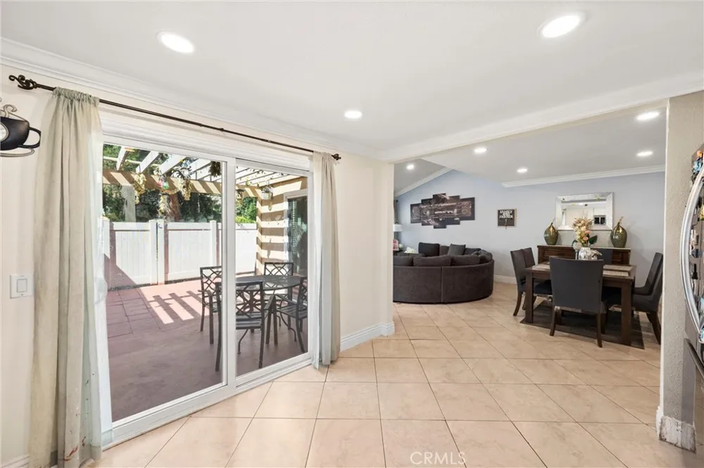 1183 Mountain Gate Upland, CA 91786