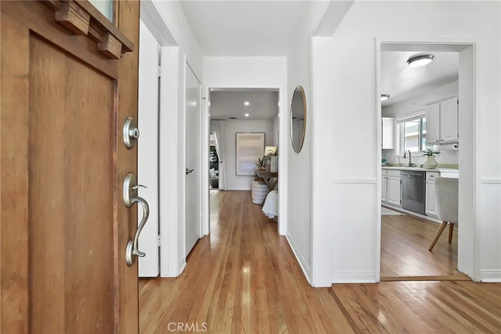 3929 Karen avenue Long Beach, CA 90808