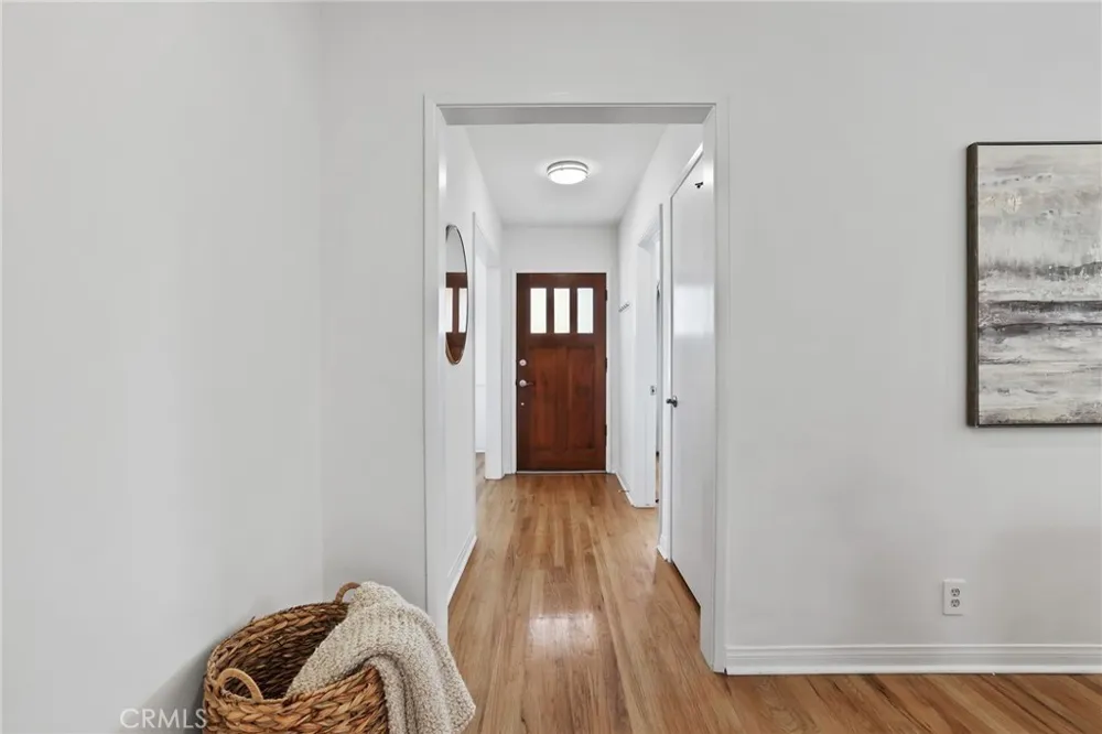 3929 Karen avenue Long Beach, CA 90808