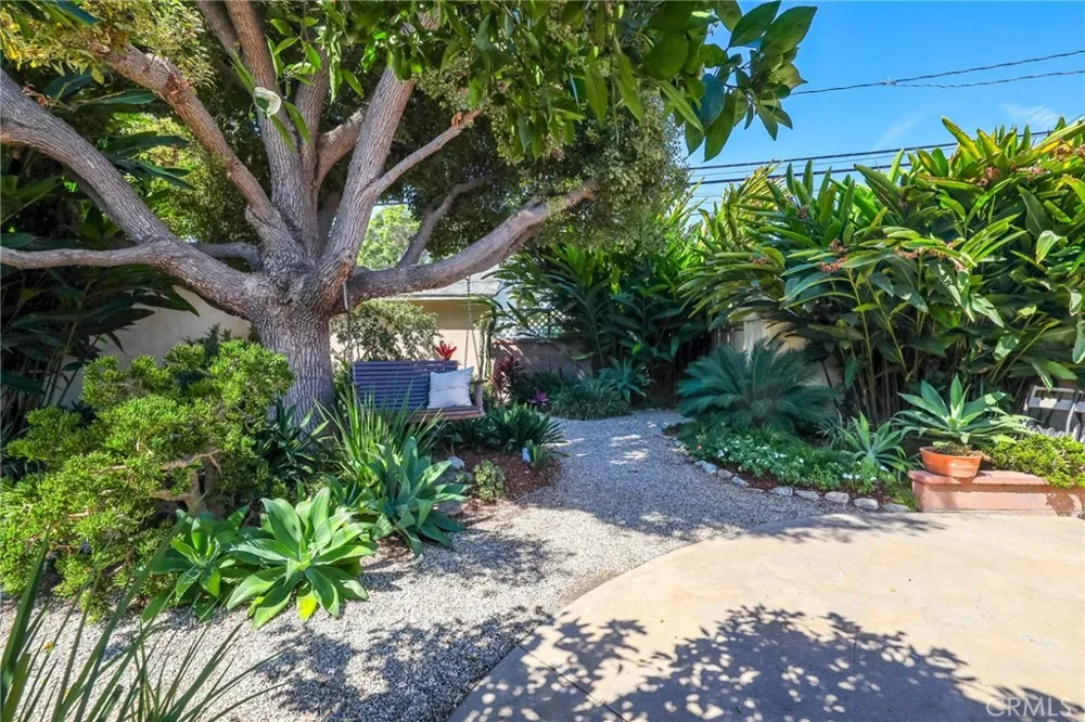 3929 Karen avenue Long Beach, CA 90808