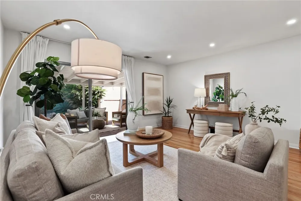 3929 Karen avenue Long Beach, CA 90808