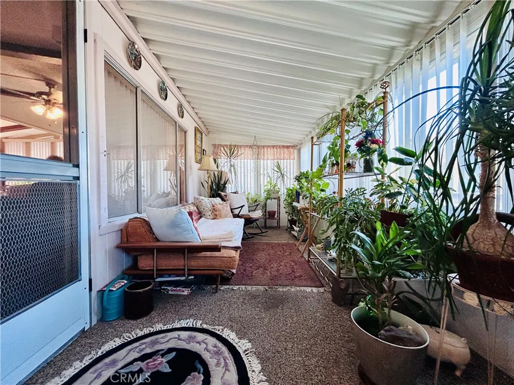 56254 29 Palms Hwy #SPC 75 Yucca Valley, CA 92284