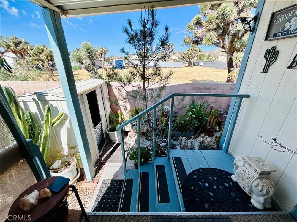 56254 29 Palms Hwy #SPC 75 Yucca Valley, CA 92284