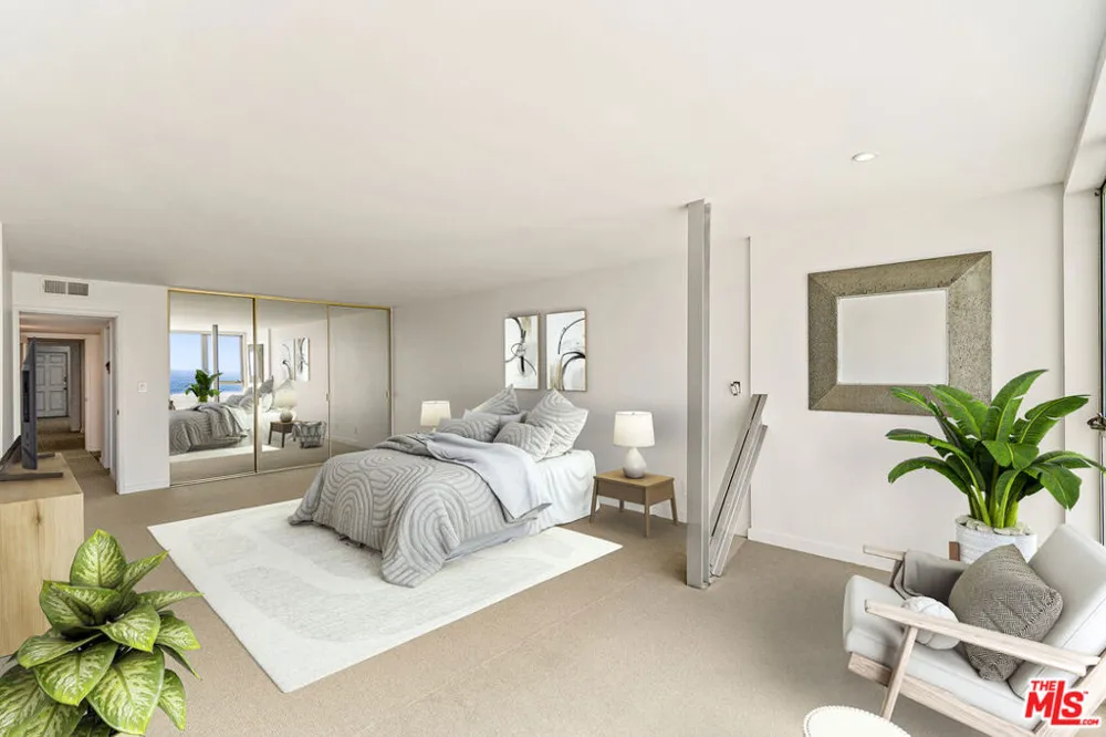 4 Jib Street #2 Marina del Rey, CA 90292
