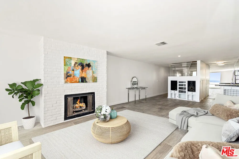 4 Jib Street #2 Marina del Rey, CA 90292