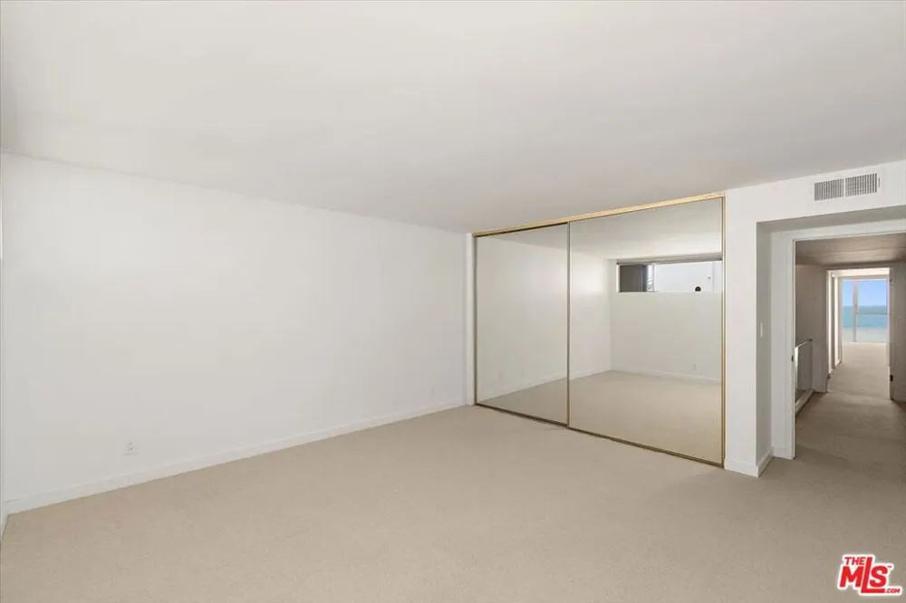 4 Jib Street #2 Marina del Rey, CA 90292