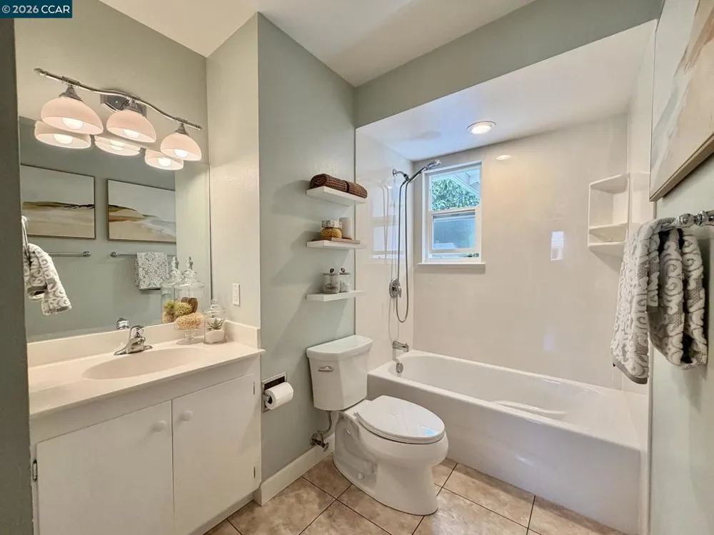 926 Sassel Avenue Concord, CA 94518