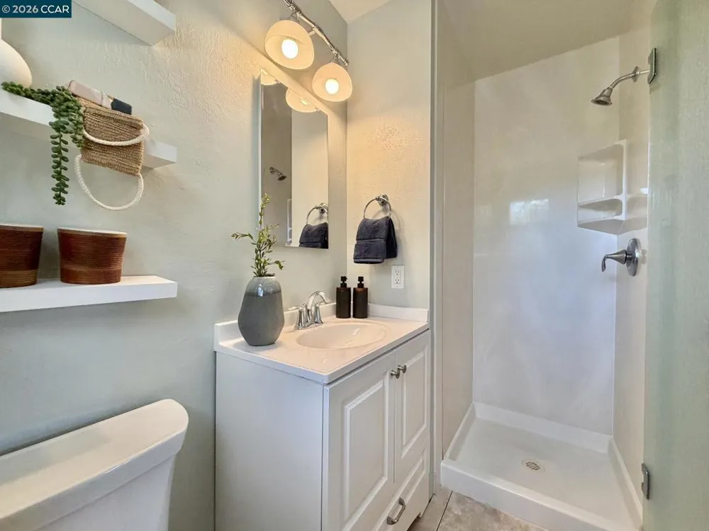 926 Sassel Avenue Concord, CA 94518