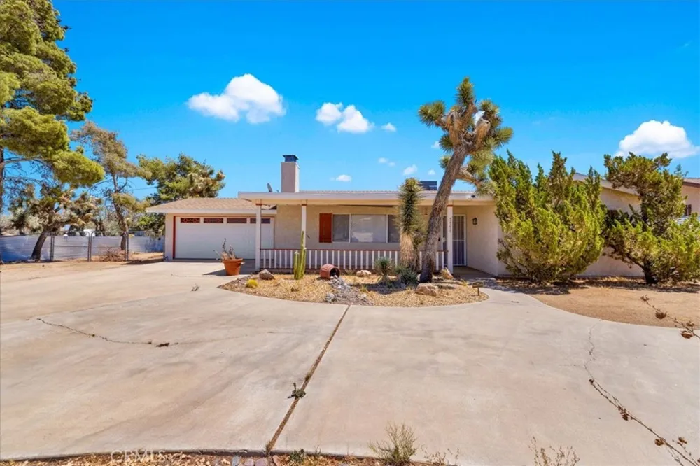 7777 Amador Avenue Yucca Valley, CA 92284