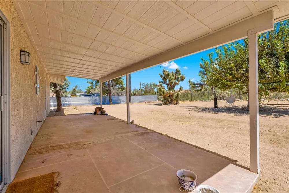 7777 Amador Avenue Yucca Valley, CA 92284