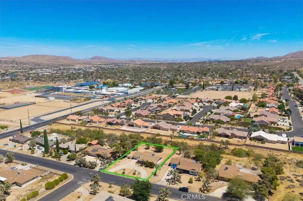 7777 Amador Avenue Yucca Valley, CA 92284