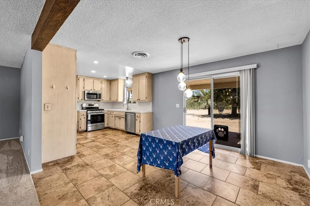 7777 Amador Avenue Yucca Valley, CA 92284