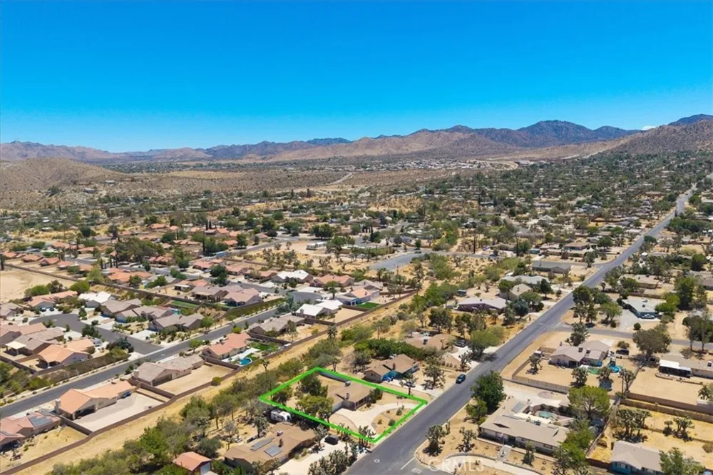 7777 Amador Avenue Yucca Valley, CA 92284