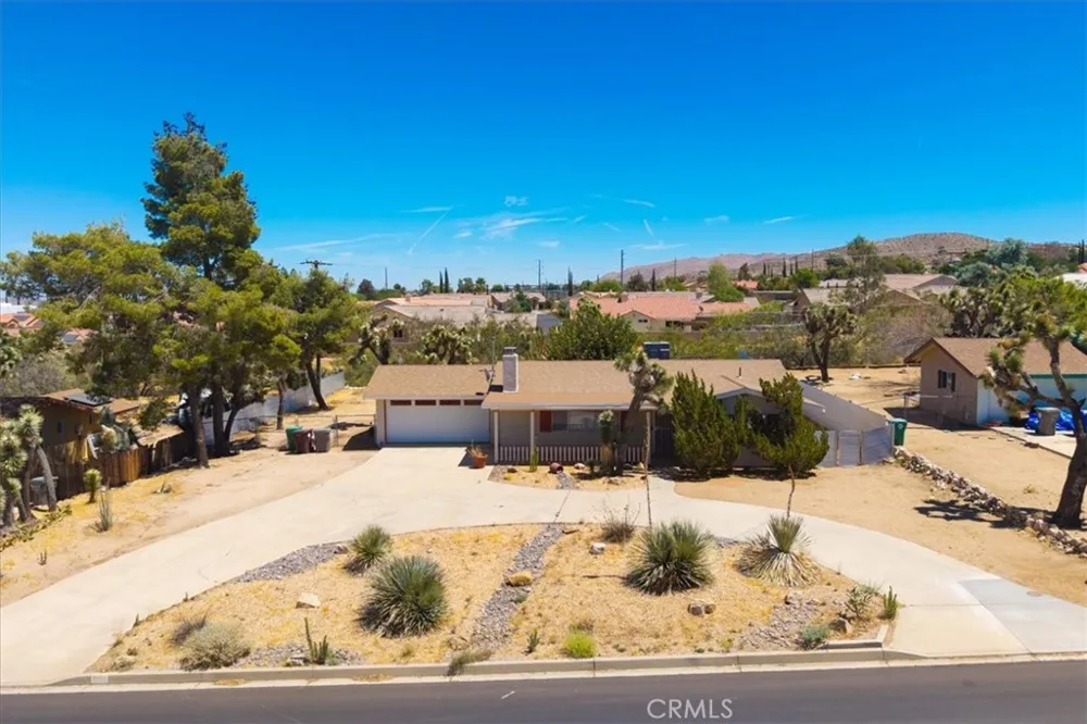 7777 Amador Avenue Yucca Valley, CA 92284
