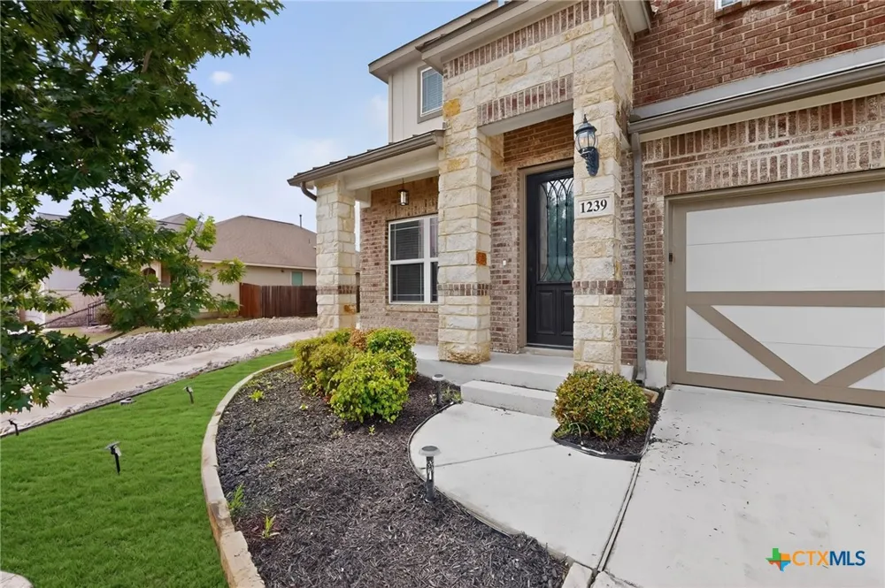 1239 Loma Ranch New Braunfels, TX 78132