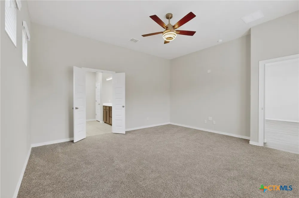1239 Loma Ranch New Braunfels, TX 78132