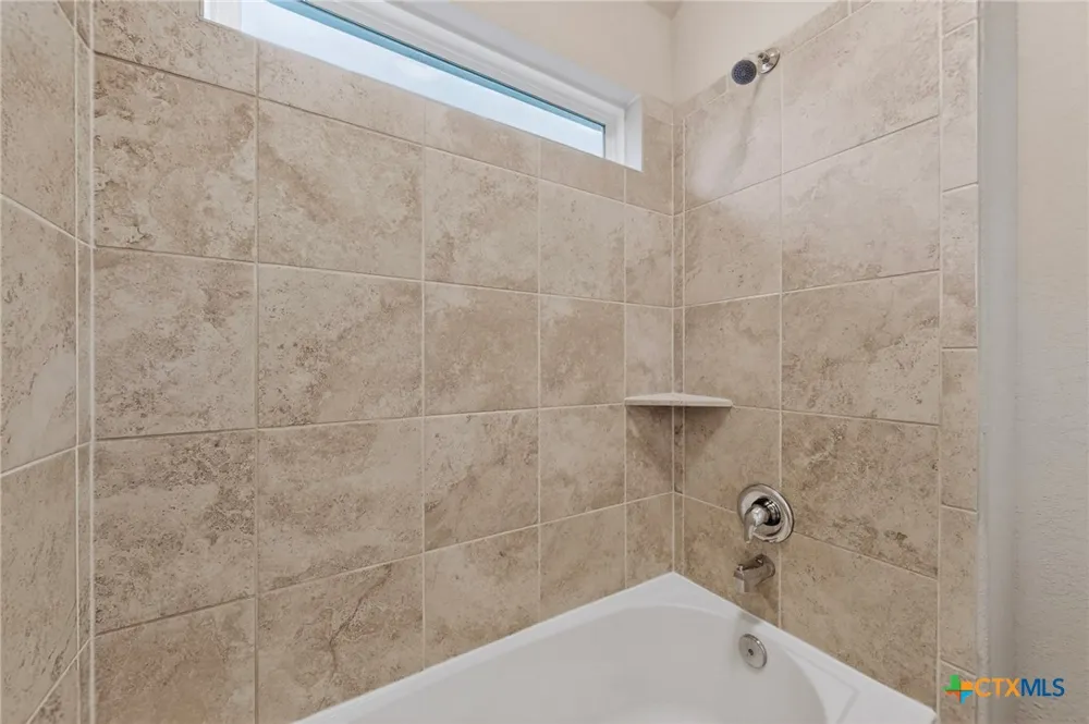 1239 Loma Ranch New Braunfels, TX 78132