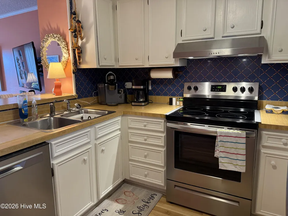 2503 W Fort Macon Road #108a Atlantic Beach, NC 28512