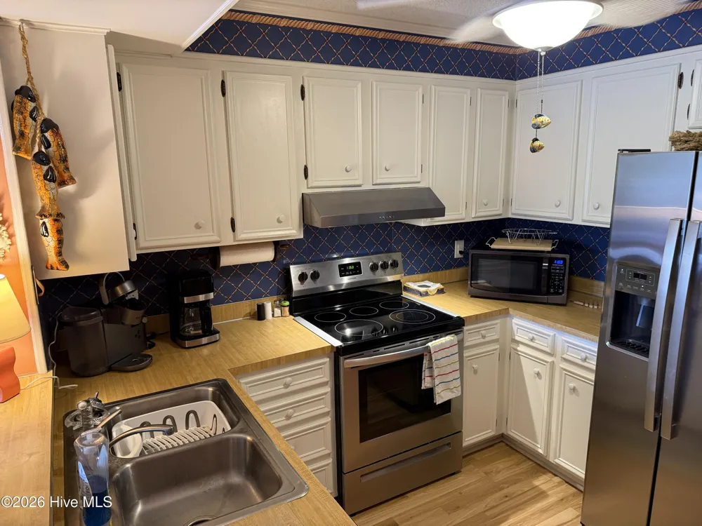 2503 W Fort Macon Road #108a Atlantic Beach, NC 28512