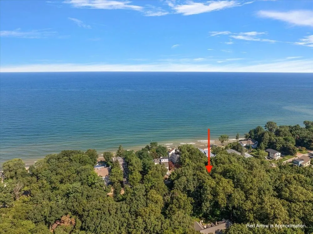 12 Ponchartrain Drive New Buffalo, MI 49117