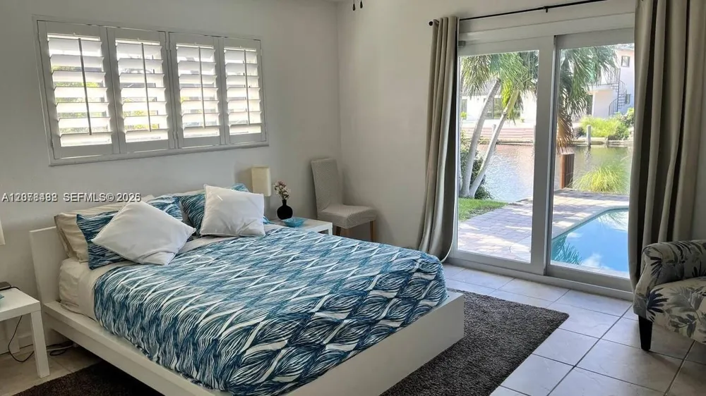 2424 SE 9th St #2424 Pompano Beach, FL 33062