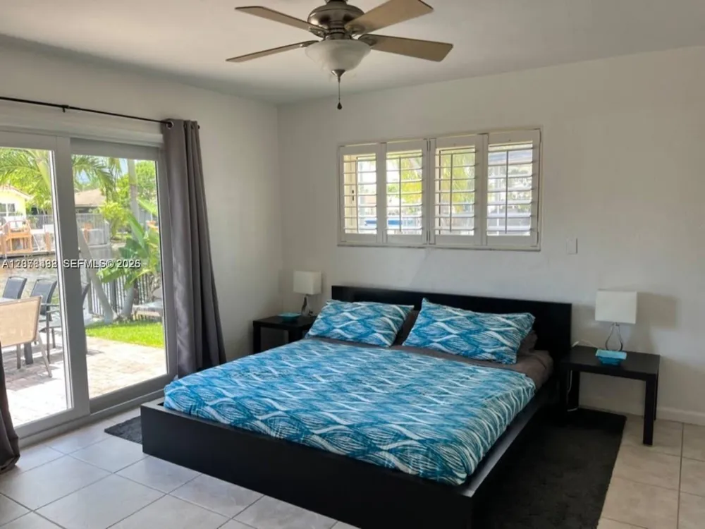 2424 SE 9th St #2424 Pompano Beach, FL 33062