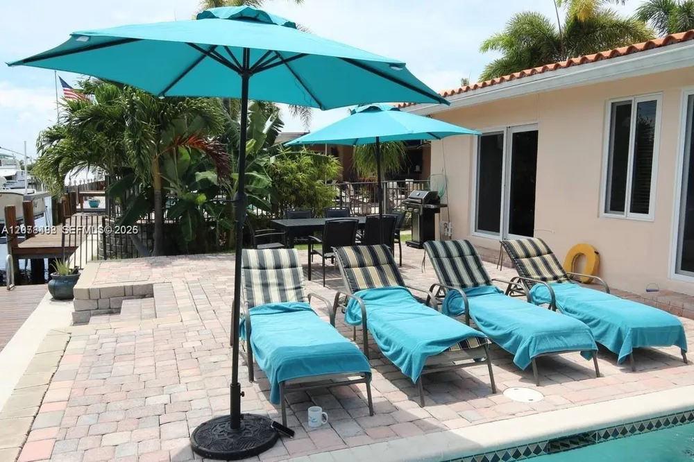 2424 SE 9th St #2424 Pompano Beach, FL 33062