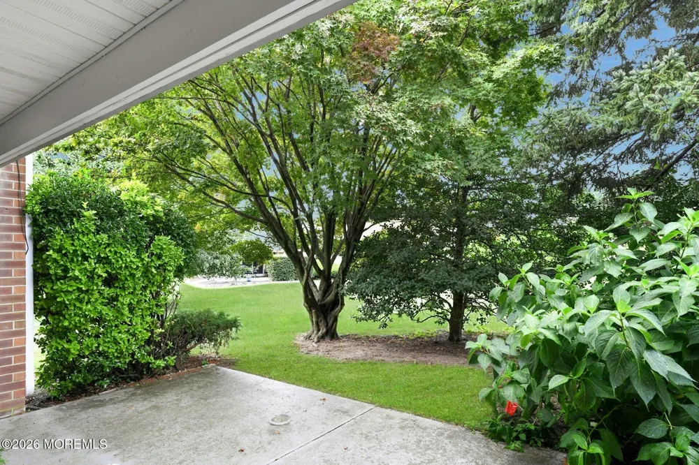 12 Pine Drive Spring Lake, NJ 07762