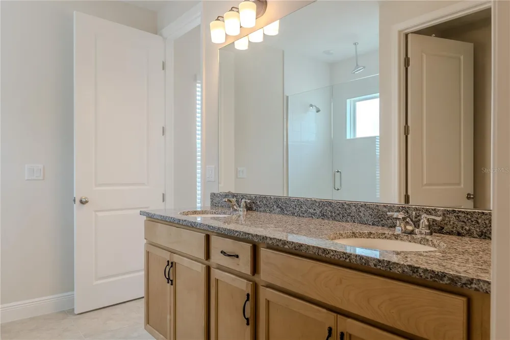 16705 VICTORIA GROVE ALLEY Winter Garden, FL 34787