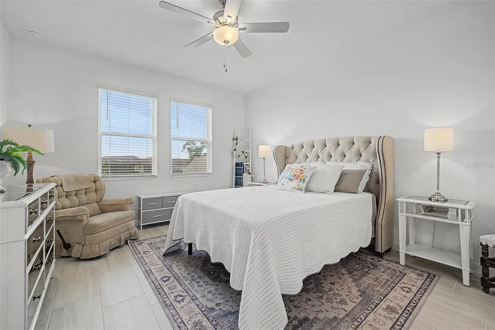 10499 GABLE DIG LOOP San Antonio, FL 33576