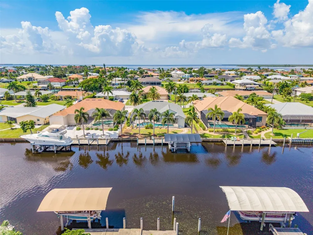 136 PECKHAM STREET SE Port Charlotte, FL 33952