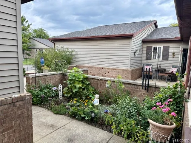 5041 Sandalwood Drive Grand Blanc Charter Township, MI 48439