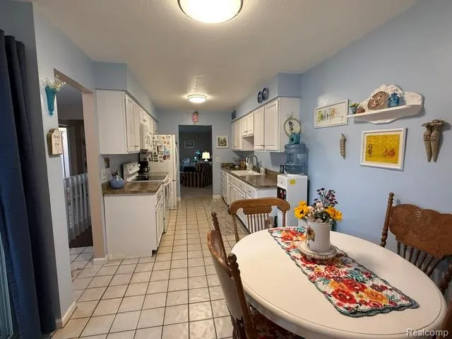 5041 Sandalwood Drive Grand Blanc Charter Township, MI 48439