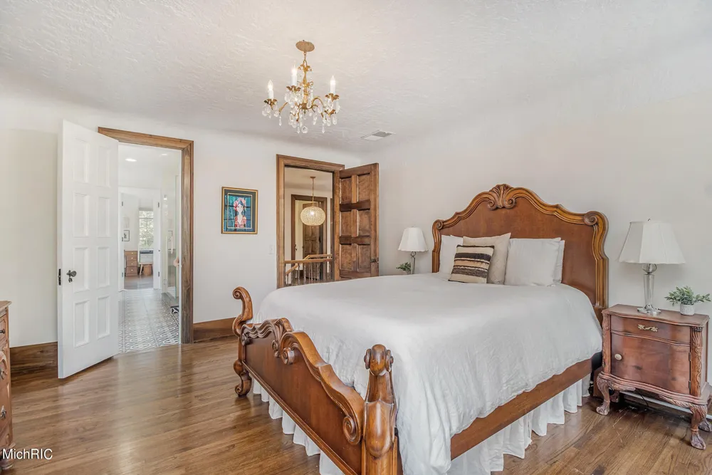 1405 Long Road Kalamazoo City, MI 49008