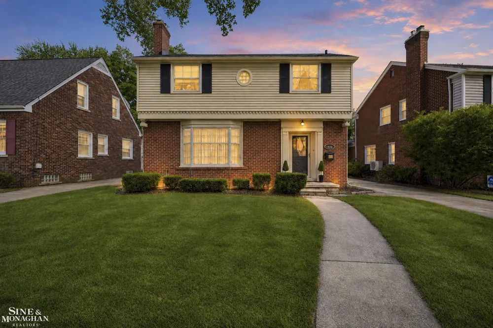 470 Allard Road Grosse Pointe Farms City, MI 48236