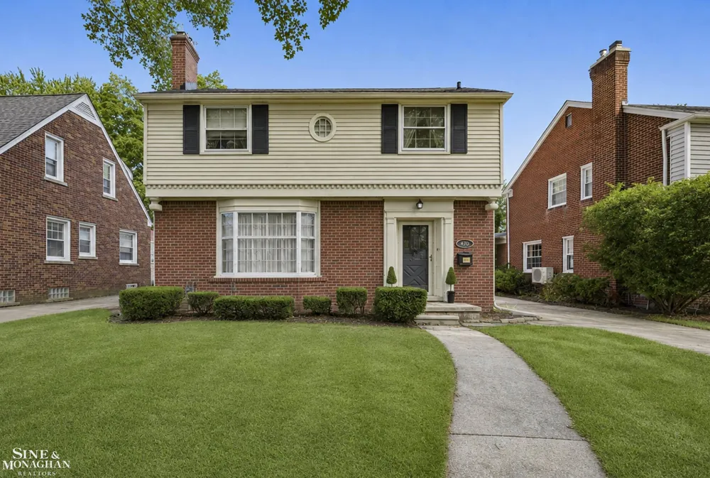 470 Allard Road Grosse Pointe Farms City, MI 48236