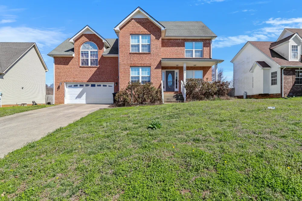 1213 Channelview Dr Clarksville, TN 37040