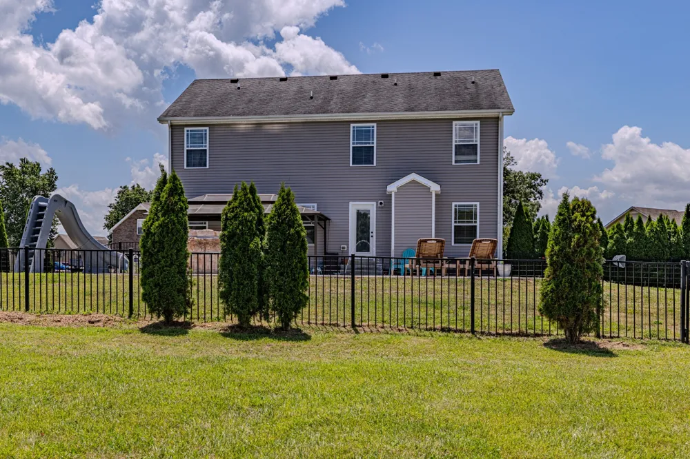 337 Ivy Bend Cir Clarksville, TN 37043