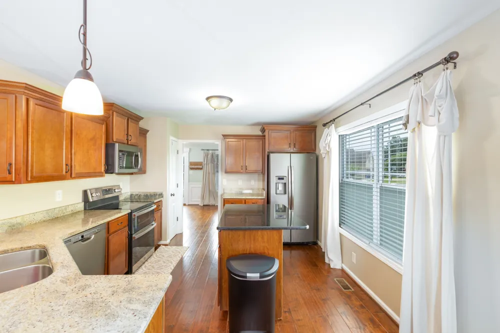 337 Ivy Bend Cir Clarksville, TN 37043