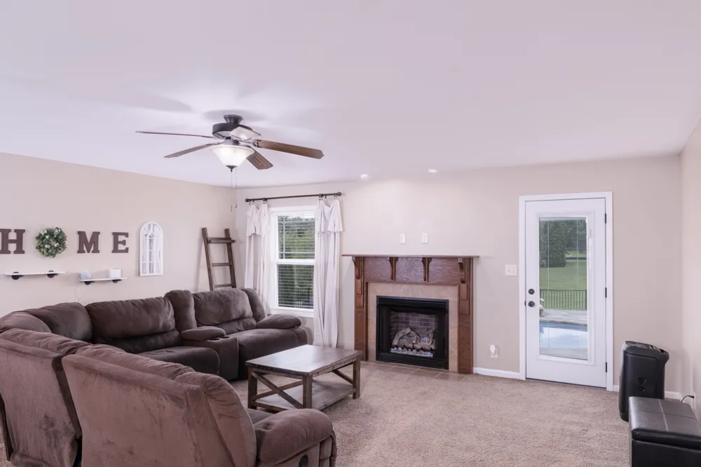 337 Ivy Bend Cir Clarksville, TN 37043