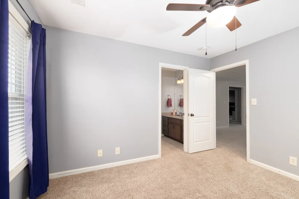 337 Ivy Bend Cir Clarksville, TN 37043