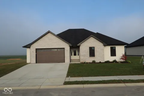 3888 Autumn Way