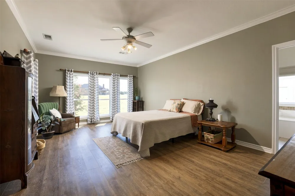 445 County Road 4444 Trenton, TX 75490