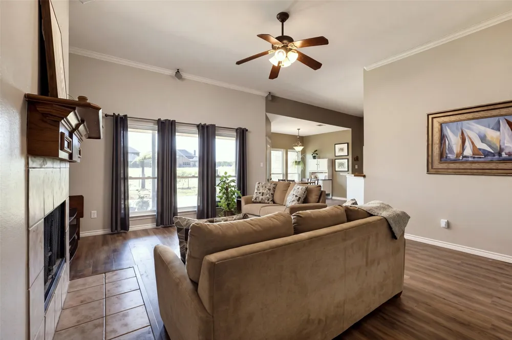 445 County Road 4444 Trenton, TX 75490